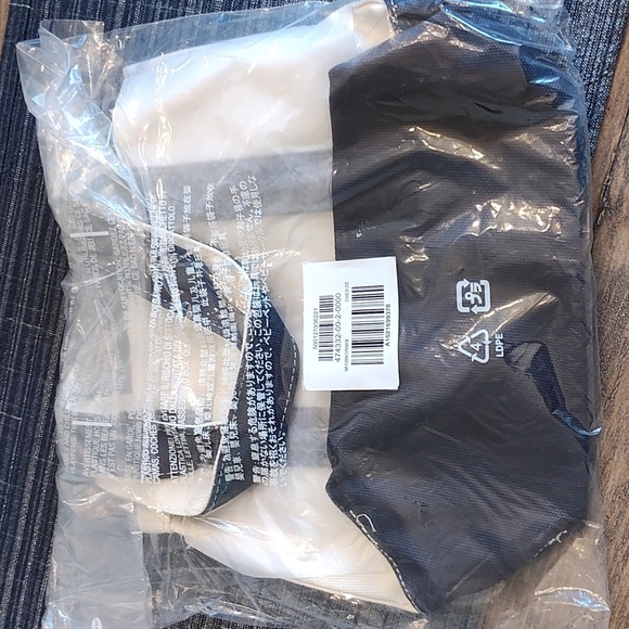 New Gap × DÔEN Mini Tote Bag - Picture 7 of 13